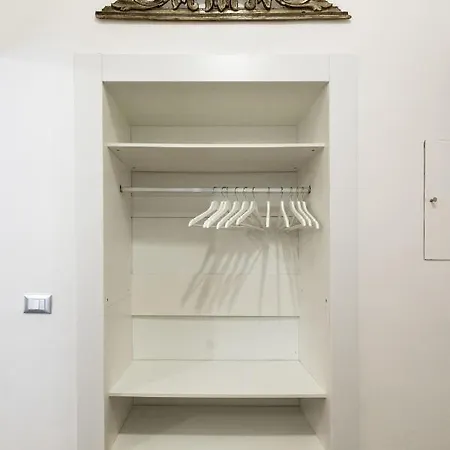 Clavdia Flat Monti * Rome